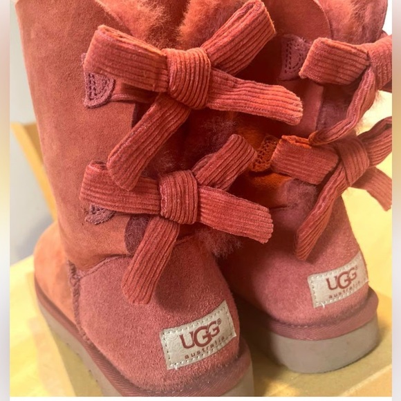 Ugg Australia Bailey Bow Sheepskin Leather Winter Boots Dusty Rose Sz 7 Women - Picture 6 of 7